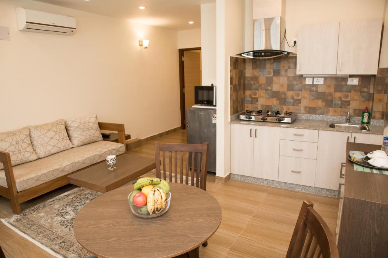 Sarovar Residency Serviced Apartment Hotel Jawlakhel Экстерьер фото