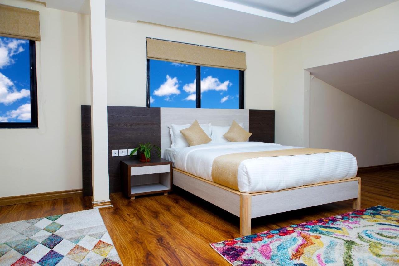 Sarovar Residency Serviced Apartment Hotel Jawlakhel Экстерьер фото